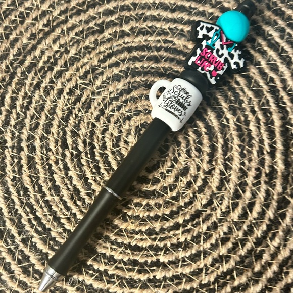 Scrub Life Beaded Pen - Picture 1 of 1